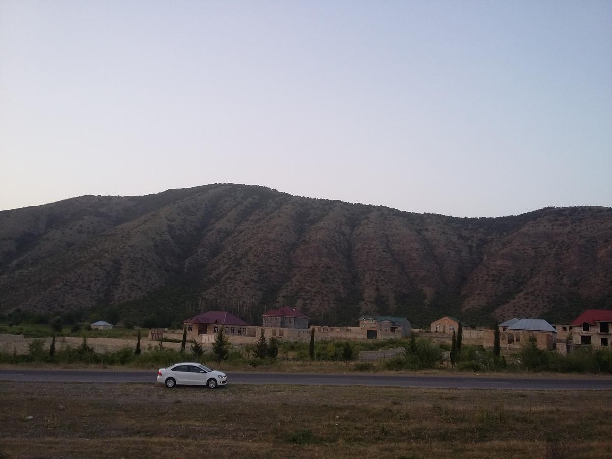 Seki Qonaq Evi Motel Exterior foto