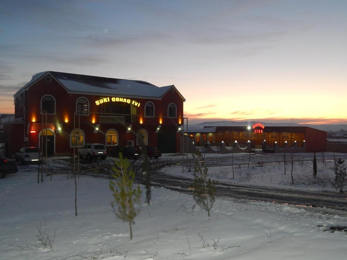 Seki Qonaq Evi Motel Exterior foto
